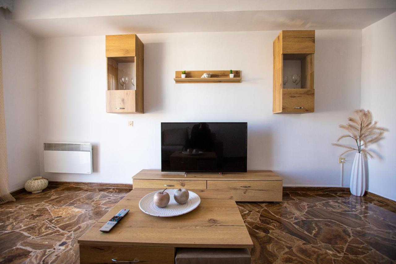 Kallithea Deluxe Митилини Экстерьер фото